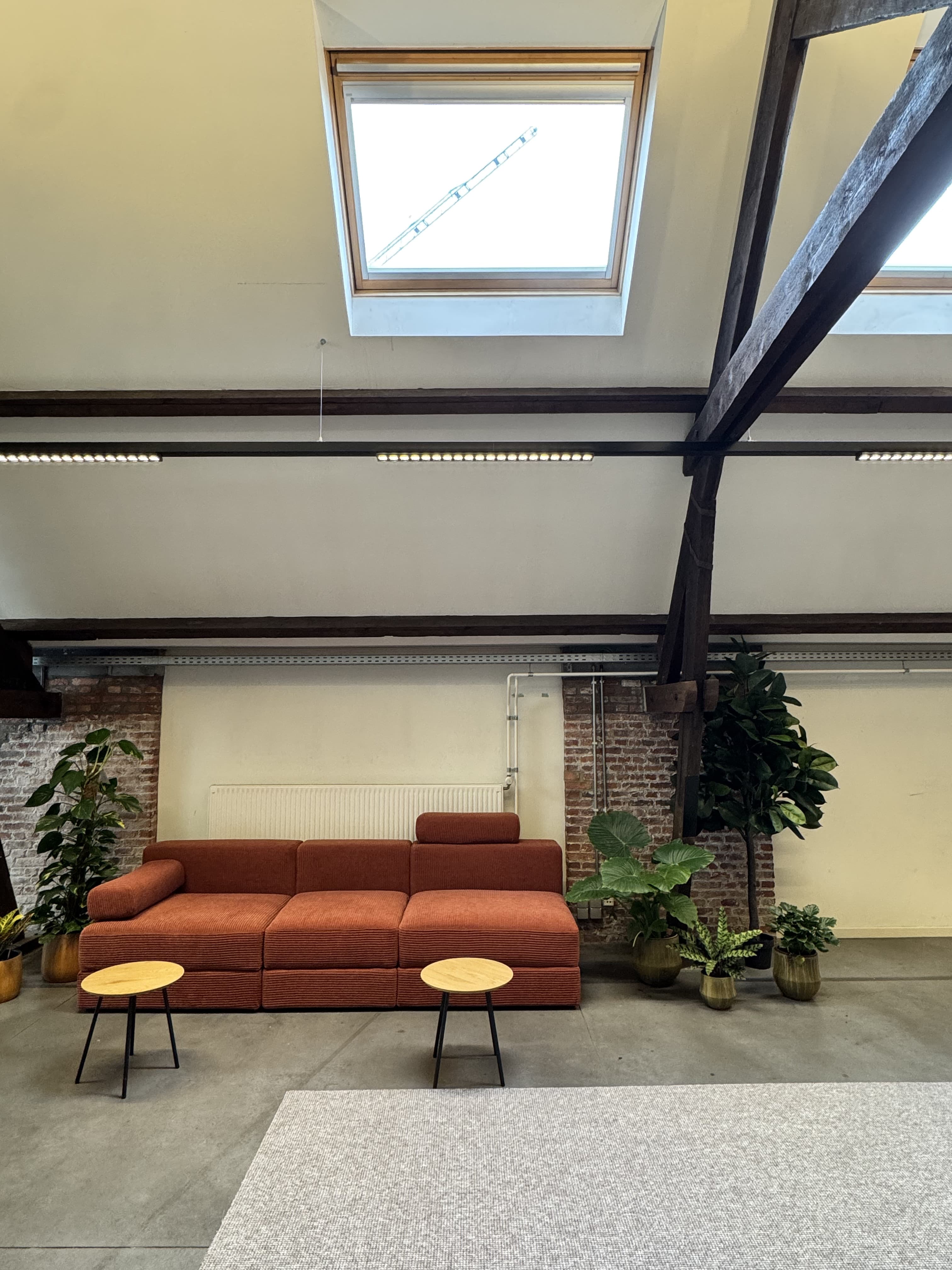 Lounge area with seating in the Atelier